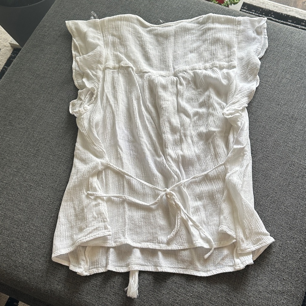American Rag Off-White Ruffled Blouse - Picture 6 of 6